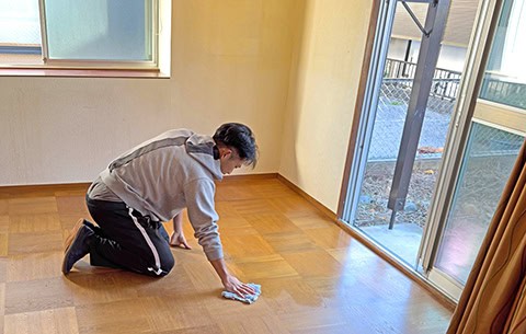 雑巾がけ